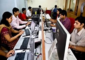 एक झटके में छीन ली सैकड़ों कर्मचारियों की नौकरी, शिक्षा – कृषि सहित इन विभागों में पिछले 10 साल से दे रहे थे सेवा, जानिए वजह