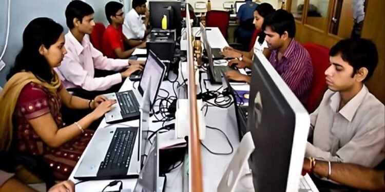 एक झटके में छीन ली सैकड़ों कर्मचारियों की नौकरी, शिक्षा – कृषि सहित इन विभागों में पिछले 10 साल से दे रहे थे सेवा, जानिए वजह