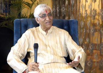 CG : मेडिकल कालेज और संबंधित अस्पताल में मीडिया प्रोटोकॉल पर गरमायी राजनीति, पूर्व स्वास्थ्य मंत्री ने तंज कसते हुए लिखा ….. ”तुम इतना जो घबरा रहे हो, क्या कमी है जिसे छिपा रहे हो ?