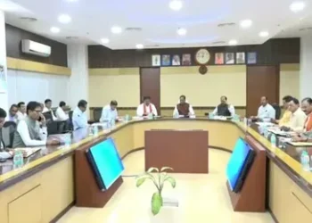 Sai Cabinet Breaking : साय कैबिनेट की मीटिंग खत्म, कई अहम फैसलों पर लगी मुहर …. देखें सभी निर्णय एक साथ