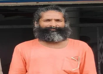 CG News: छत्तीसगढ़ के इस बाबा का काला कारनामा, योग की आड़ में करता था गंदा काम, आश्रम में मिली गांजा – इंजेक्शन और सेक्स टॉयज सहित कई आपत्तिजनक चीजें