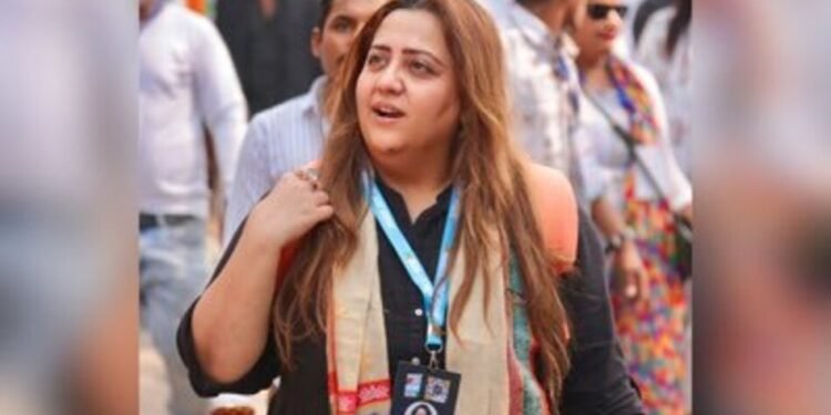 CG News : यही उंगली और यही गाली – गलौज ….. ऐसा क्या वीडियो या दस्तावेज है उसके पास कि पूरी कांग्रेस मजबूर, कांग्रेस नेताओं के आपसी विवाद में कूदीं राधिका खेड़ा