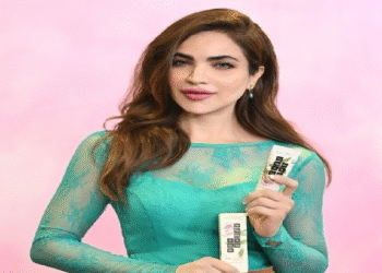 महज़ 32 साल की उम्र में इस मशहूर एक्ट्रेस की दर्दनाक मौत …. फ्लैट से सड़ी – गली लाश बरामद, हत्या या आत्महत्या? जांच मे जुटी पुलिस