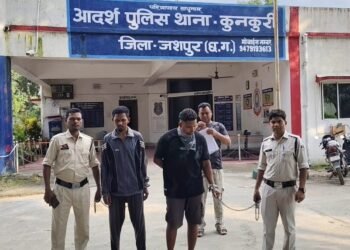 CG : गैंगरेप का आरोपी सजा सुनते ही कोर्ट से हो गया था फरार, उम्रकैद के आरोपियों को तीन साल बाद पुलिस ने धर दबोचा