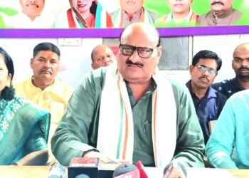 कलेक्टर के नोटिस पर पूर्व मंत्री जयसिंह अग्रवाल का पलटवार, कहा …. ”मैं कलेक्टर का चपरासी नही हूं !” फेसबुक पोस्ट नही होगी डिलीट