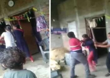 CG News : पति ने बच्चों के सामने की शिक्षिका पत्नी की बेरहमी से पिटाई, बच्चे चीखते रहे – “मम्मी को मत मारो” …. वीडियो वायरल