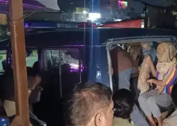 Sex Racket Exposed : सेक्स रैकेट का पर्दाफाश! मैरिज लॉन की आड़ में चल रहा था गंदा धंधा,10 युवतियां 6 युवक धराए