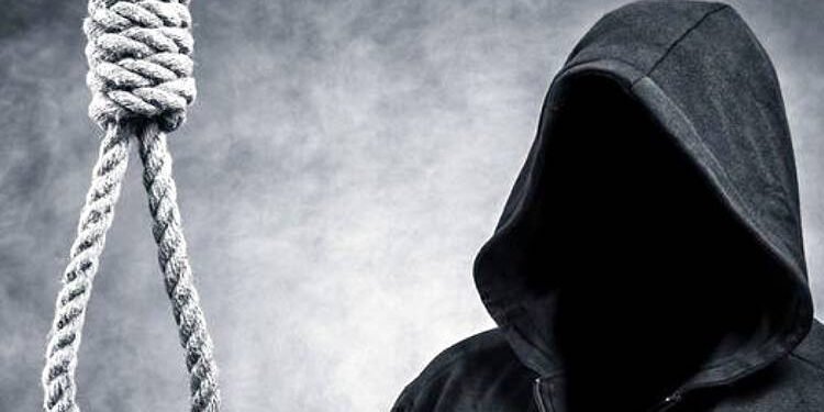 Live Suicide Video : मेरी पत्नी गैर मर्दों के साथ करती है अय्याशी .… युवक ने होटल में सुसाइड से पहले Facebook Live में खोला राज, सुनकर कांप उठेगी रूह