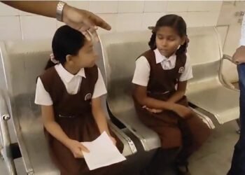 CG – स्कूल बस हादसा : स्कूल बस को बुलेरो ने मारी टक्कर, 12 बच्चे घायल, 2 की हालत गंभीर