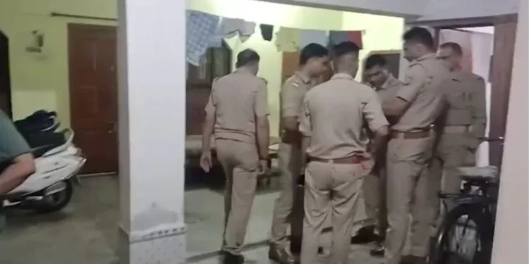 Double Murder Case : मालिकन ने डांट लगाई तो नौकर ने कर दी मां – बेटे की हत्या, डबल मर्डर केस मे बड़ा खुलाशा