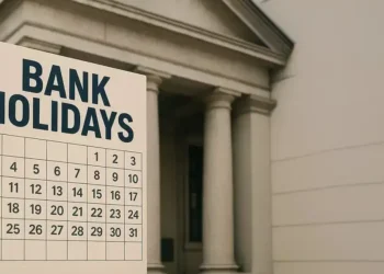 Bank Holidays in August 2025 : अगस्त में 15 दिन बंद रहेंगे बैंक; देखिए छुट्टियों की पूरी लिस्ट