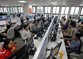 अब हर दिन 10 घंटे काम के लिए कर्मचारी हो जाये तैयार …. राज्य की BJP सरकार बदलने जा रही हैं लेबर कानून, जानें नए नियम