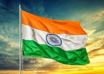 CG : 15 अगस्त को इस बार सभी मस्जिदों, मदरसों और दरगाहों में लहराएगा तिरंगा, जारी हुआ आदेश, पढ़िये…