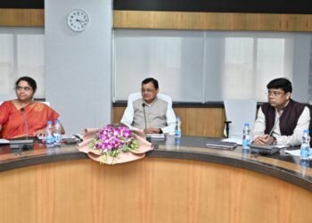 CG : शराब प्रेमियों के लिए अच्छी खबर : शराब दुकान मे जल्द शुरू होगी …. ये व्यवस्था आबकारी मंत्री ने दिए निर्देश