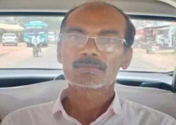 CG : छात्राओं से गंदी हरकत करने वाला शिक्षक गिरफ्तार, अधिकारियों को शिकायत पर भी नहीं हुआ था एक्शन, अब FIR…