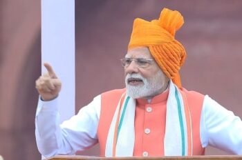 Independence Day : लालकिले के प्राचीर से पहलगाम हमले का जिक्र, PM ने कहा, “लोगों को धर्म पूछ-पूछ कर मारा गया”