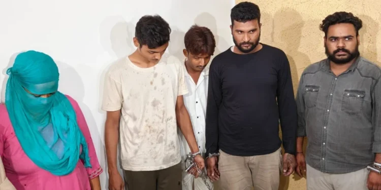 CG Breaking : अंतरराष्ट्रीय ड्रग्स नेटवर्क का भंडाफोड़, पाकिस्तानी हेरोइन सप्लायर गिरफ्तार, 35 लाख का माल बरामद