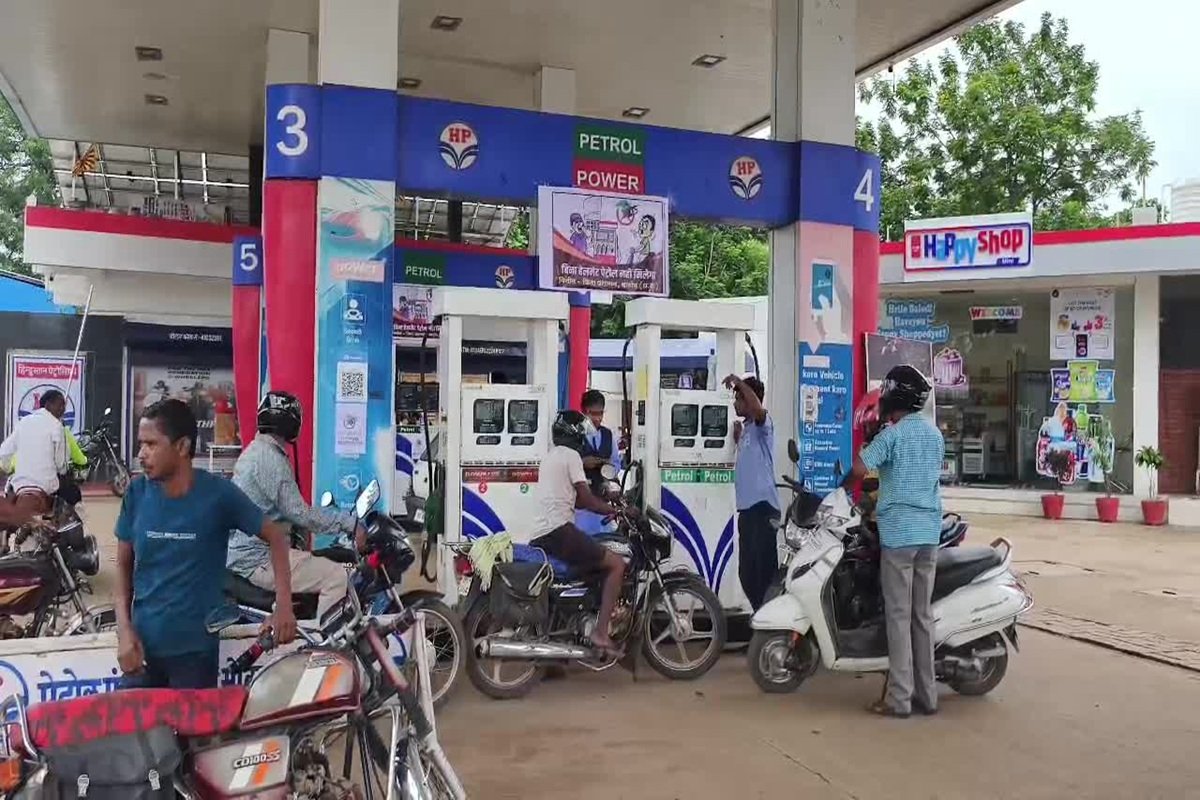 Petrol Diesel Prise Today : 78 रुपए लीटर हुआ डीजल का रेट, पेट्रोल के दाम को लेकर भी अच्छी खबर, नवरात्रि से पहले आ गए अच्छे दिन