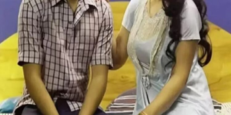 Ajab – Gajb भांजे के इश्क में पागल हुई मामी, आपत्तिजनक हालत में मामा ने पकड़ा तो रची खतरनाक साजिश