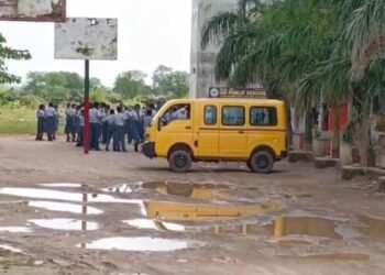 CG NEWS : छत्तीसगढ में दशहरा अवकाश के बावजूद स्कूल खुला, 6 दिन की छुट्टी घोषित, फिर भी निजी स्कूल कर रहे मनमानी