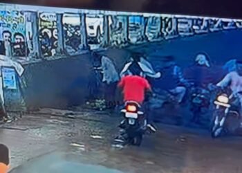 CG Crime : दिनदहाड़े 5 लाख की लूट, बैंक से पैसा निकालकर जा रहे कारोबारी का आधे रास्ते में बैग हुआ पार, पुलिस जांच में जुटी