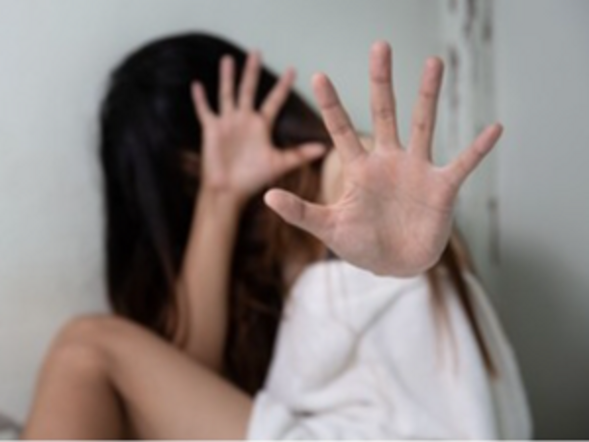 Gangrape Case : गुटका का लालच देकर युवती से गैंगरेप! दरिंदों ने किडनैप कर खेत में बारी-बारी बनाया हवस का शिकार