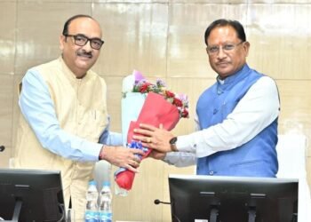 कलेक्टर कांफ्रेंस : खाद्य विभाग से मुख्यमंत्री ने की कलेक्टर कांफ्रेंस की शुरुआत, अफसरों से कहा, शत प्रतिशत पंजीयन समय