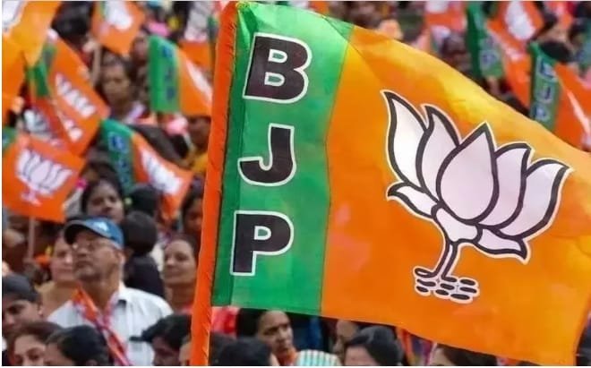 NDA : भाजपा ने कर दिया ऐलान सम्मान निधि के तहत किसानों को मिलेगा हर साल 9000 रुपए, SC वर्ग के छात्रों को हर महीने 2000 रुपये….