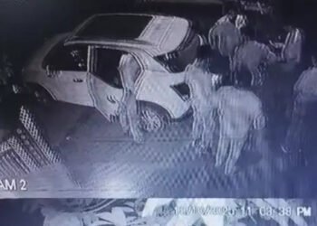 CG : क्राइम ब्रांच पर गंभीर आरोप कारोबारी की कार से 2 लाख रुपए चोरी, एक आरक्षक निलंबित CCTV फुटेज से खुला राज