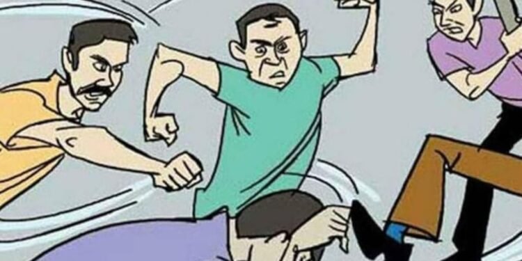 CG Crime : शहर मे फिर हुई चाकूबाजी, जमकर चले चाकू और डंडे, तीन युवकों को गंभीर हालत में ले जाया गया अस्पताल