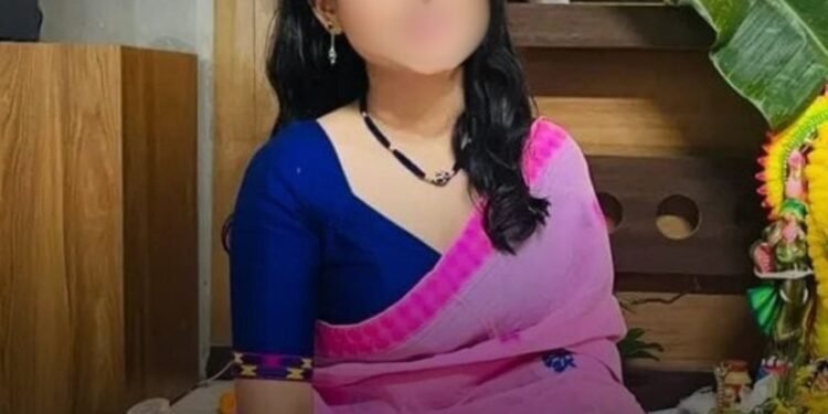 महिला एंकर ने न्यूज रूम के पंखे पर लटककर दे दी जान लेकिन सुसाइड नोट में क्यों लिखी हैरान कर देने वाली बात?