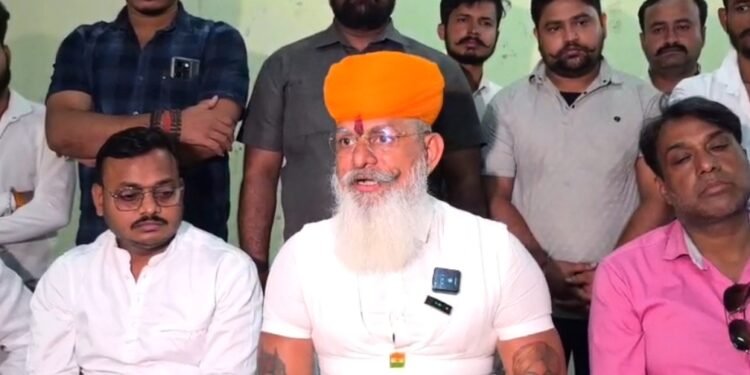 करणी सेना अध्यक्ष राज सिंह शेखावत का यू टर्न! ‘हम तोमर बंधुओं की पैरवी करने के लिए नहीं’ बताया क्यों कर रहे रायपुर में महापंचायत?