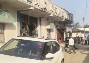 Korba : बालको इलाके में डकैती की वारदात से सनसनी, दीवार फांदकर घर में घुसे लुटेरे; हथियार की नोक पर बनाया बंधक ले उड़े नकदी-जेवरात