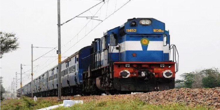CG Train Cancelled : छत्तीसगढ़ के रेल यात्रियों के लिए बुरी खबर, 23 नवंबर तक ये ट्रेनें रहेगी रद्द, ये ट्रेनें आधे रास्ते में ही रूकेगी
