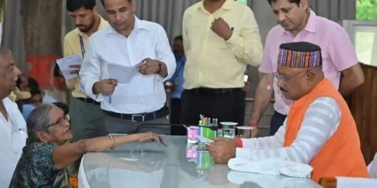 CG Breaking : मुख्यमंत्री निवास में आज होगा जनदर्शन, सीएम साय जनता से सीधे संवाद कर समस्याओं का करेंगे निराकरण