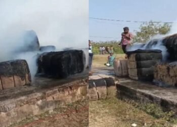 CG News : धान खरीदी केंद्र में लगी भीषण आग, सैकड़ों बारदाना जलकर खाक, मौके पर कोई नहीं – कर्मचारियों के हड़ताल का असर !