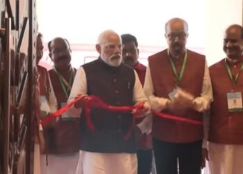 पीएम मोदी ने छत्तीसगढ़ की नई विधानसभा भवन का किया उद्घाटन, सभा को PM कर रहे है सम्बोधित