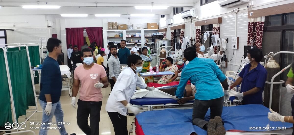 CG News : “बच्चा पैदा करने का बहुत शौक है तुमको” एचआईवी पीड़ित गर्भवती महिला के साथ अस्पताल में भेदभाव