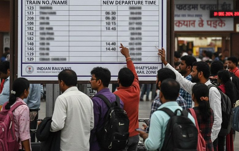 CG : छत्तीसगढ़ की इन 63 ट्रेनों का समय बदला, 1 जनवरी से लागू होगा नया टाइम टेबल, सफर करने से पहले देख लें पूरी लिस्ट