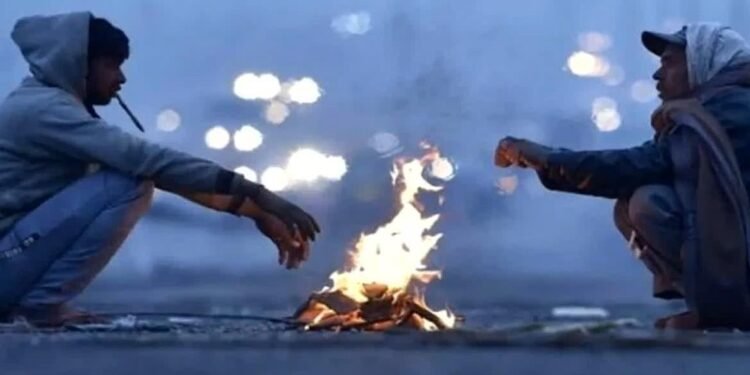 CG Weather Update : प्रदेश के इन जिलों में चलेगी शीतलहर, पड़ेगी कड़ाके की ठंड, आप भी जानें क्या है मौसम का हाल