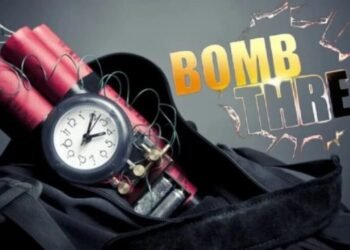 Big Breaking News : 12 स्कूलों को बम से उड़ाने की धमकी, मचा हड़कंप, क्लासेस रद्द कर कराए गए खाली