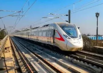 Namo Bharat Train : नमो भारत ट्रेन में ‘अश्लील हरकत’ का वीडियो वायरल, युवक-युवती पर मामला दर्ज