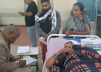 Korba Crime : नशे में पति ने पत्नी पर किया हथौड़ा से हमला, बेटी को दी नशे की गोली, दोनों अस्पताल में भर्ती