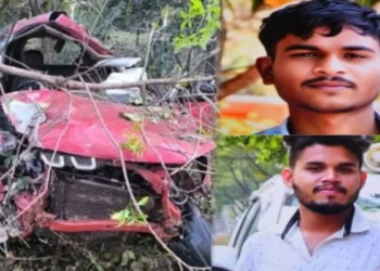 CG Road Accident News : तेज रफ्तार का कहर अनियंत्रित होकर पलटी कार दो छात्रों की मौत, चार गंभीर