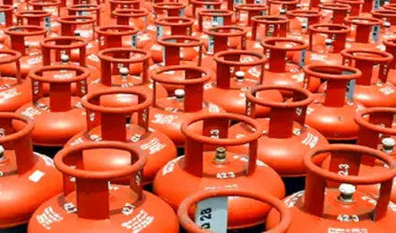 बीजेपी सरकार का बड़ा चुनावी वादा पूरा होली – दिवाली पर मिलेगा फ्री गैस सिलेंडर, कैबिनेट बैठक में मिली मंजूरी, जानें कैसे मिलेगा योजना का लाभ?