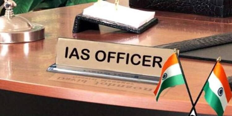 CG IAS Pramoshan : प्रमोशन के बाद छत्तीसगढ़ में IAS अफसरों का बड़ा तबादला.. अपने ही विभागों में बनाये गए सचिव, देखें सूची