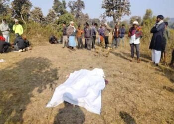 CG Crime : जंगल में मिला बुजुर्ग का गर्दन कटा हुआ शव, फैली सनसनी, कुल्हाड़ी बरामद