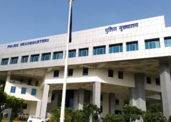 DSP Transfer Breaking : पुलिस महकमे में बड़ी सर्जरी, बदले गए कई जिलों के DSP, एक साथ 64 अफसर इधर से उधर