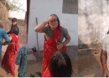 CG Viral Video : जमीन विवाद में खूनी संघर्ष पुलिसकर्मी ने महिला से की मारपीट, वीडियो सोशल मीडिया पर वायरल