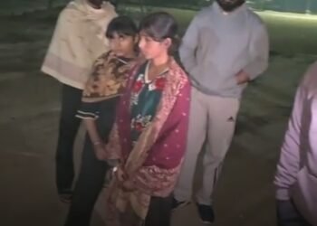 Viral Khabar : कपल का 18 मिनट 30 सेकंड का वीडियो वायरल, देर रात राजधानी के गार्डन में कर रहे थे ऐसा काम, महिला पार्षद ने सोशल मीडिया पर किया लाइव